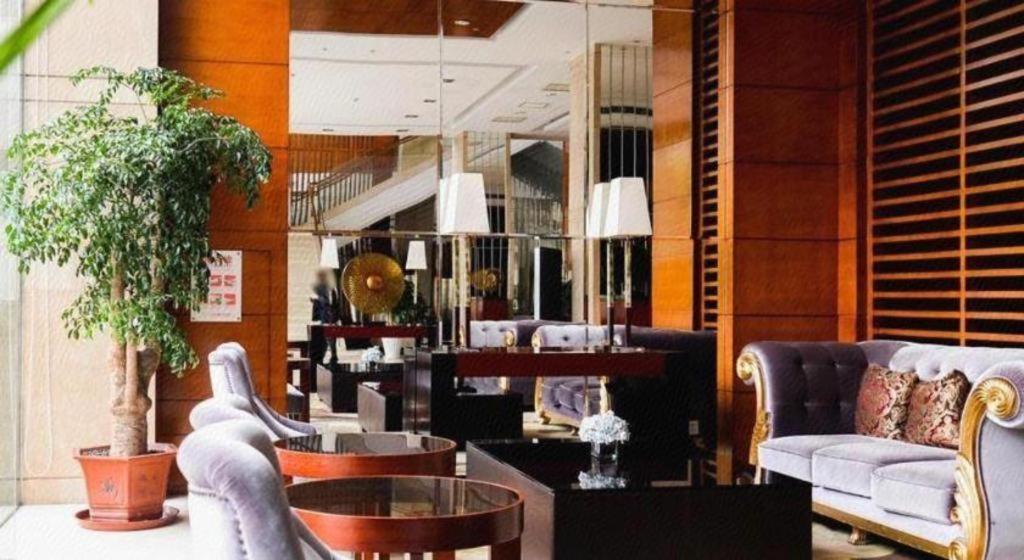 Leisure Hotel Dongguan  Exterior photo