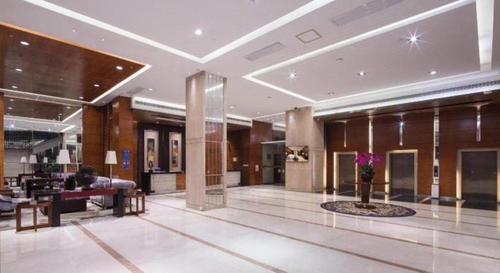 Leisure Hotel Dongguan  Exterior photo